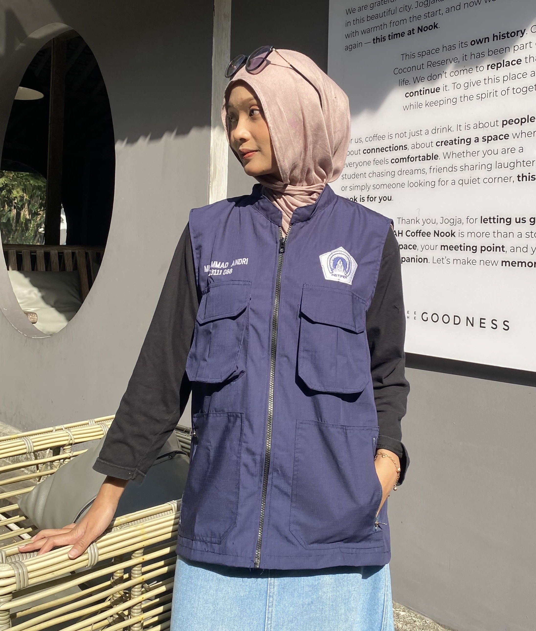 ROMPI/VEST
